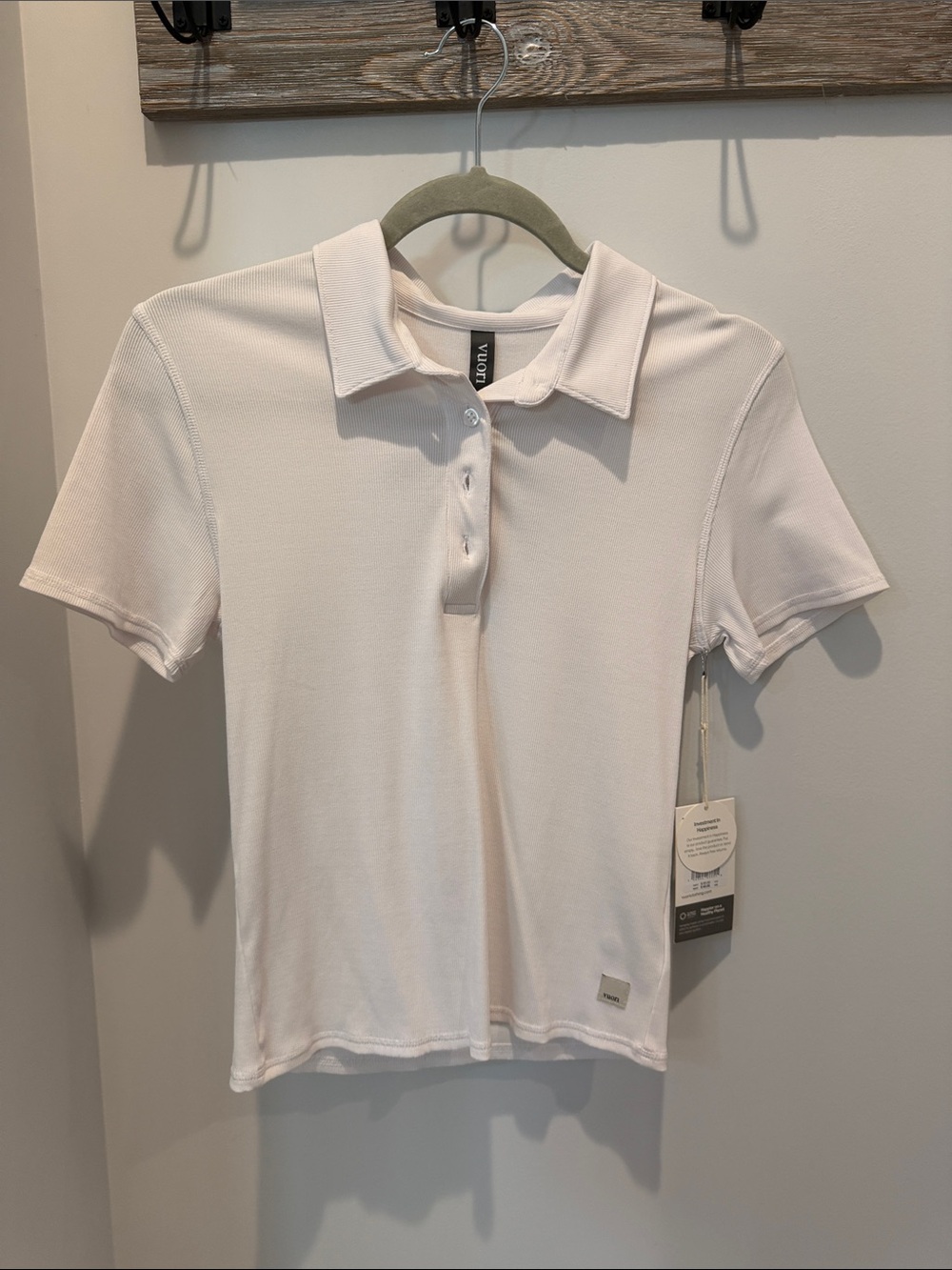 Vuori Women's Short Sleeve Polo Tee in Light Pink